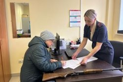 Росгвардейцы благодарят жительницу Томской области за выдачу незаконного оружия Росгвардейцы благодарят жительницу Томской области за выдачу незаконного оружия
