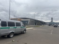 Загулявшие «интуристы» отправились домой с помощью судебных приставов Загулявшие «интуристы» отправились домой с помощью судебных приставов