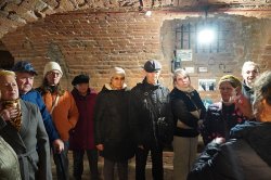 В музее СИЗО-1 «Красноярский тюремный замок» прошла экскурсия для людей с нарушениями слуха и речи В музее СИЗО-1 «Красноярский тюремный замок» прошла экскурсия для людей с нарушениями слуха и речи