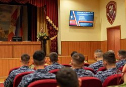 Учебно-методический сбор с офицерами-выпускниками военных вузов 2025 года завершился в Центральном округе Росгвардии Учебно-методический сбор с офицерами-выпускниками военных вузов 2025 года завершился в Центральном округе Росгвардии