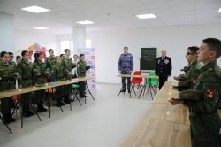 В Кабардино-Балкарии представители Росгвардии провели урок Мужества для кадетов подшефного класса В Кабардино-Балкарии представители Росгвардии провели урок Мужества для кадетов подшефного класса