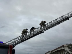 Росгвардия и МЧС провели совместное пожарно-тактическое занятие в Кабардино-Балкарии Росгвардия и МЧС провели совместное пожарно-тактическое занятие в Кабардино-Балкарии