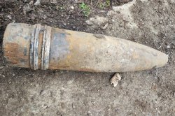 В Вологодской области взрывотехники ОМОН Росгвардии обследовали обнаруженные предметы, схожие с боеприпасами В Вологодской области взрывотехники ОМОН Росгвардии обследовали обнаруженные предметы, схожие с боеприпасами