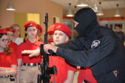 Два года на страже Арктики: СОБР Росгвардии «Варк» показал секреты подготовки на Ямале Два года на страже Арктики: СОБР Росгвардии «Варк» показал секреты подготовки на Ямале