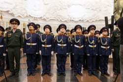 Около 100 кадет принесли клятву в Музее Победы Около 100 кадет принесли клятву в Музее Победы