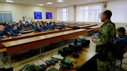 Сотрудник спецподразделения Росгвардии провел тематическую встречу со студентами в Тамбове Сотрудник спецподразделения Росгвардии провел тематическую встречу со студентами в Тамбове