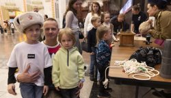 Тысячи людей посетили Музей Победы в День отца Тысячи людей посетили Музей Победы в День отца