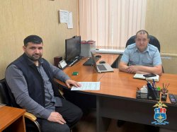 В Ставрополе силовики предложили мусульманской общине ответить за единоверцев в случае нарушения законов РФ В Ставрополе силовики предложили мусульманской общине ответить за единоверцев в случае нарушения законов РФ