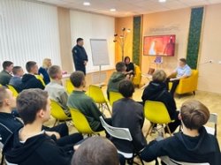 В Рузаевке сотрудники транспортной полиции и общественники организовали профилактические мероприятия для несовершеннолетних В Рузаевке сотрудники транспортной полиции и общественники организовали профилактические мероприятия для несовершеннолетних
