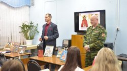 В Кирове звучали сказания: встреча с былинными героями в стенах библиотеки В Кирове звучали сказания: встреча с былинными героями в стенах библиотеки