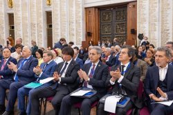 Иностранные выпускники укрепили связи в Музее Победы Иностранные выпускники укрепили связи в Музее Победы