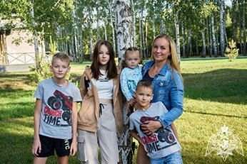 В Ульяновске многодетная мать – сотрудница Росгвардии рассказала, что для нее значит материнство В Ульяновске многодетная мать – сотрудница Росгвардии рассказала, что для нее значит материнство