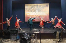 ����������� ������� � 8 �����, ��������� � ����������� ���������� ����������