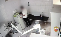 В Хамовниках полицейскими раскрыта кража оборудования для стоматологической имплантации В Хамовниках полицейскими раскрыта кража оборудования для стоматологической имплантации